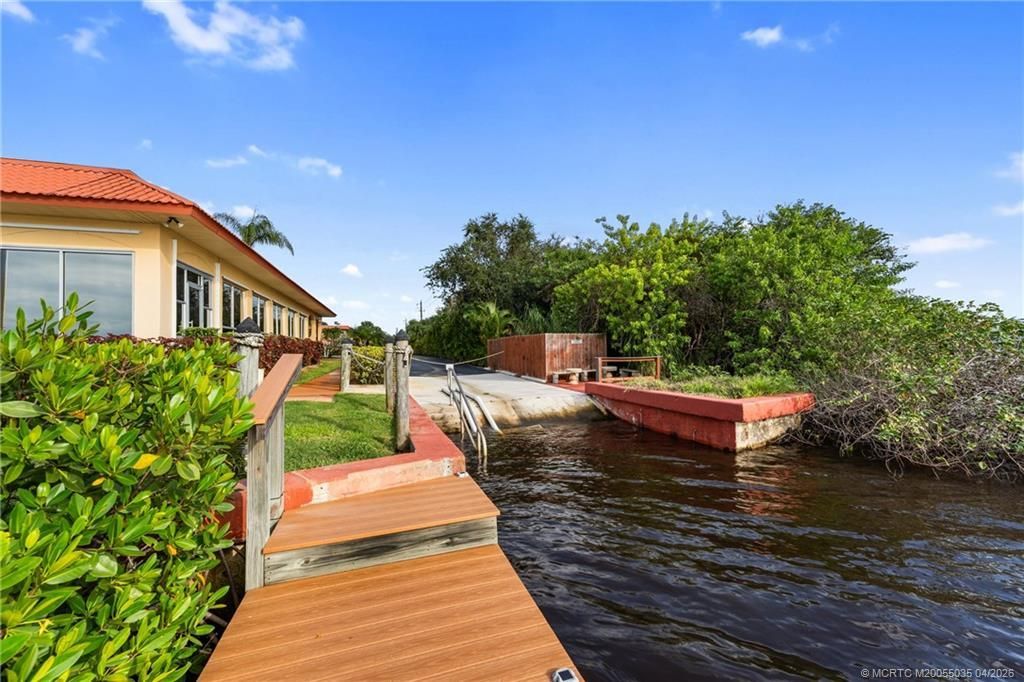 1941 SW Palm City Road, Unit B, Stuart, FL 34994 Photo