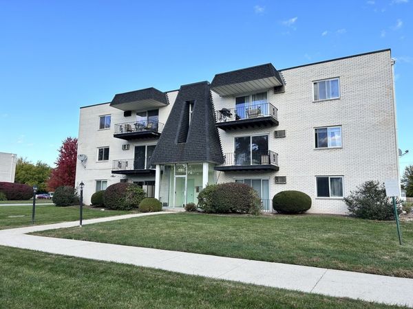 12817 CARRIAGE Lane , Unit 1, Crestwood, IL 60418