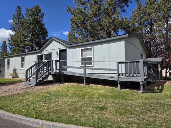 61025 Tuscany Drive, Bend, OR 97702