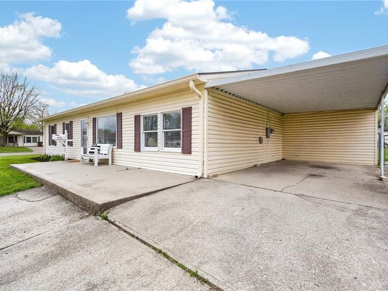 705 Julia Drive, Franklin, OH 45005 Photo 5