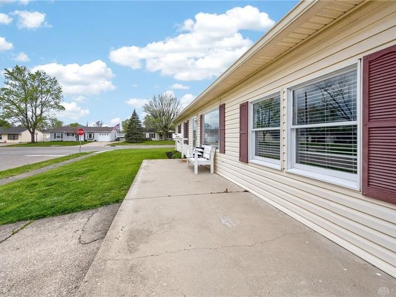 705 Julia Drive, Franklin, OH 45005 Photo 6