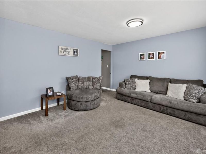 705 Julia Drive, Franklin, OH 45005 Photo 8