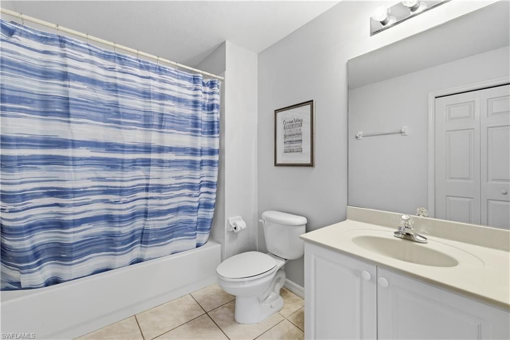 9175 Celeste Dr, Unit 204, Naples, FL 34113 Photo