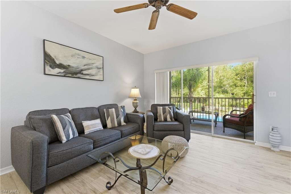 9175 Celeste Dr, Unit 204, Naples, FL 34113 Photo
