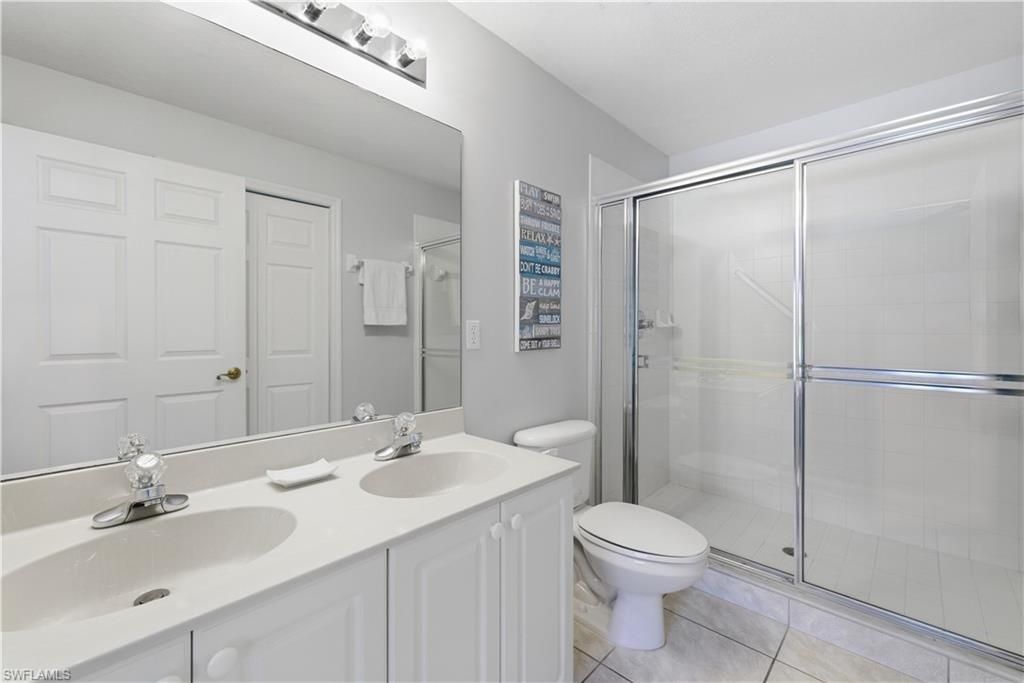 9175 Celeste Dr, Unit 204, Naples, FL 34113 Photo
