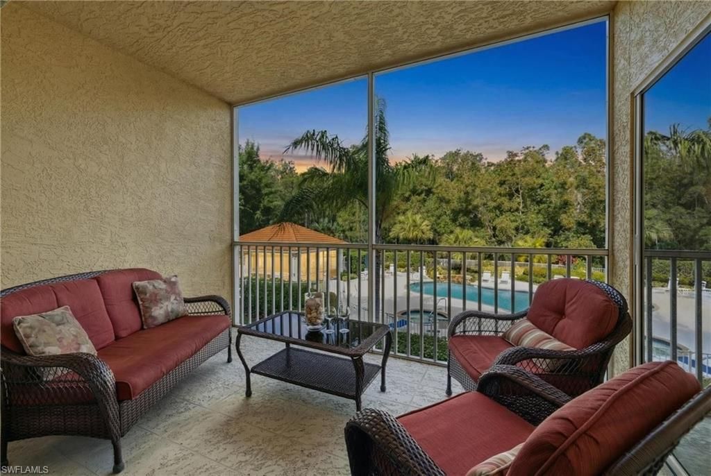 9175 Celeste Dr, Unit 204, Naples, FL 34113 Photo