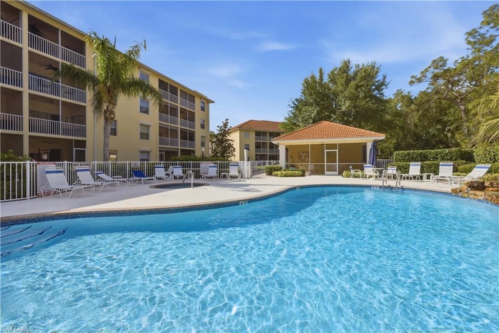 9175 Celeste Dr, Unit 204, Naples, FL 34113 Photo