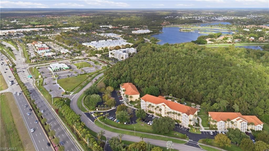9175 Celeste Dr, Unit 204, Naples, FL 34113 Photo
