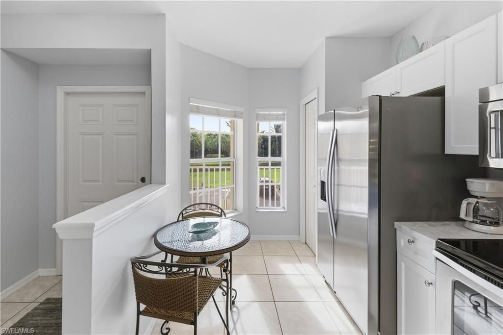 9175 Celeste Dr, Unit 204, Naples, FL 34113 Photo