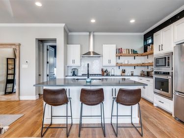 1262 N Prairie Avenue, Dallas, TX 75204