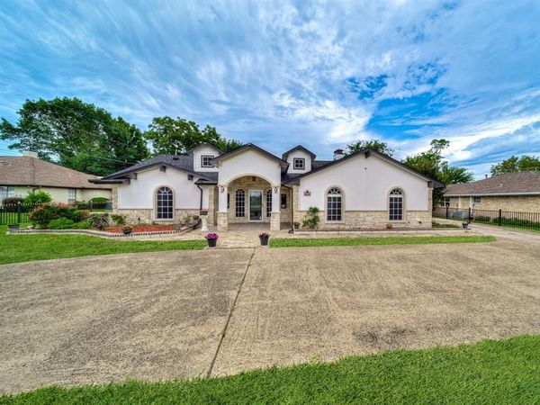 320 E Tripp Road , Sunnyvale, TX 75182