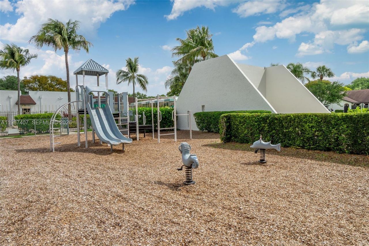 23318 SW 55th Way, Unit B, Boca Raton, FL 33433 Photo