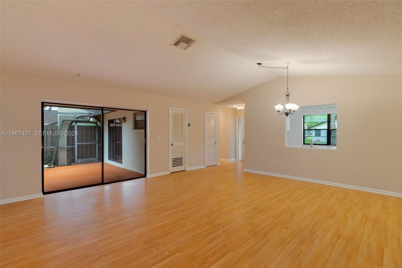 23318 SW 55th Way, Unit B, Boca Raton, FL 33433 Photo