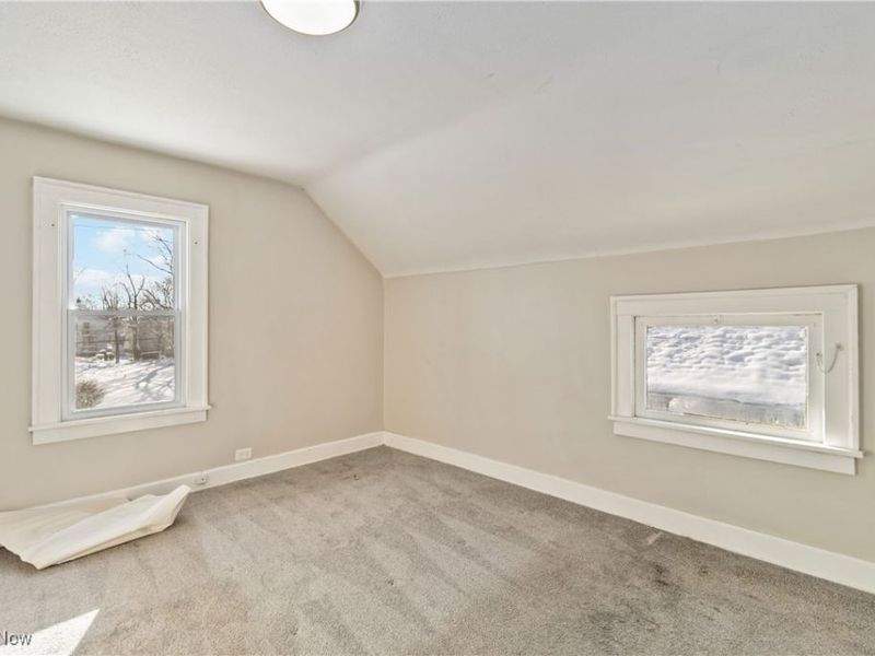 13409 Bartlett Avenue, Cleveland, OH 44120 Photo 20