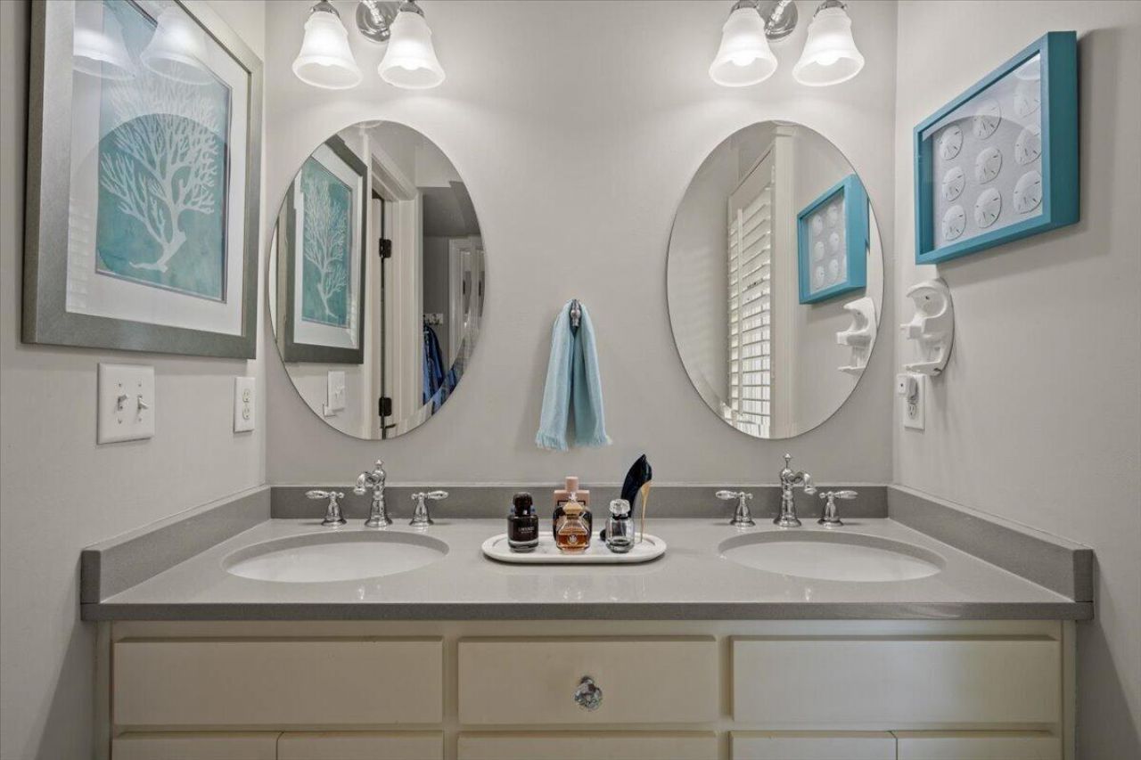 4707 Tennis Club Lane Photo 12