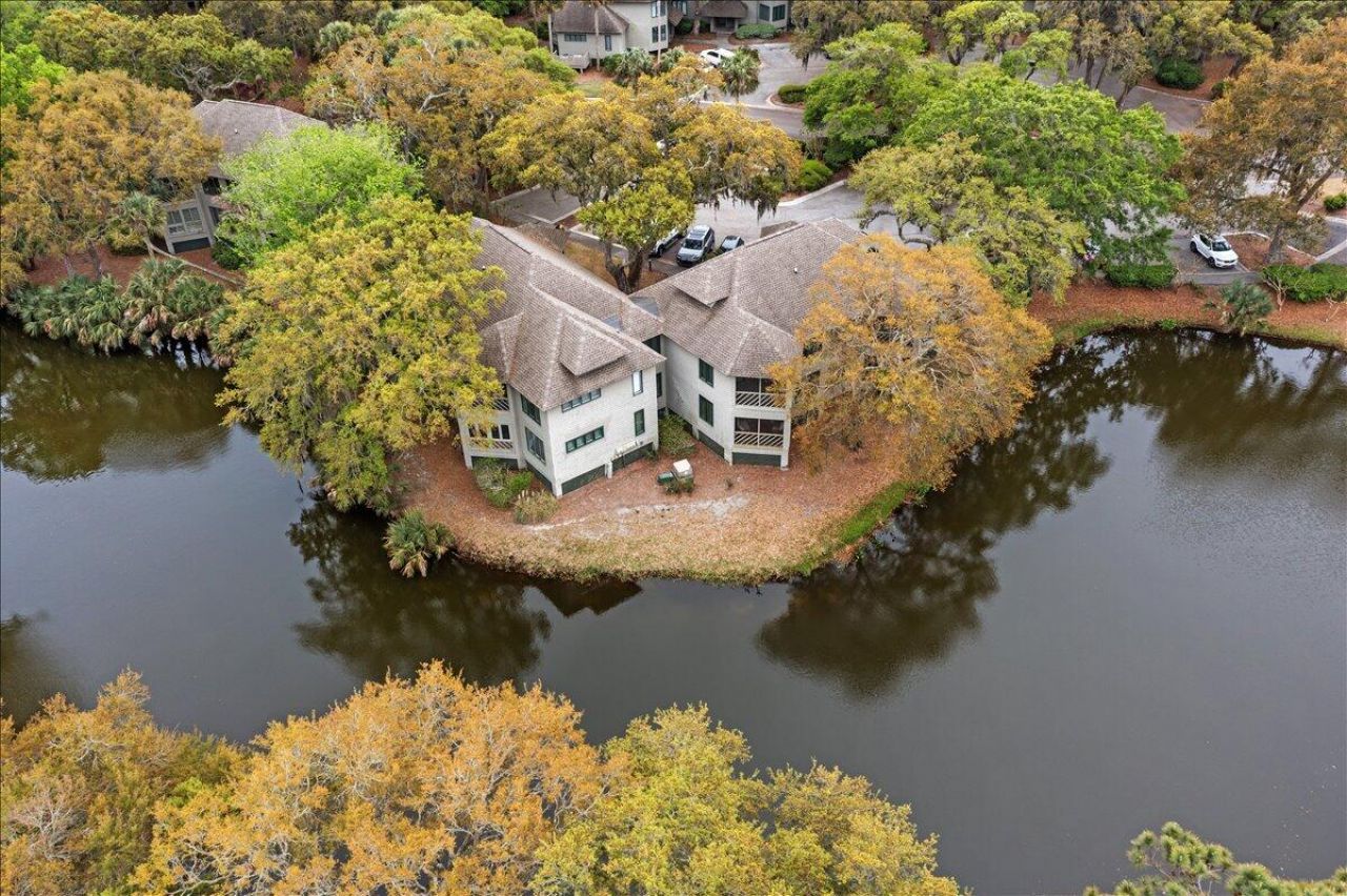 4707 Tennis Club Lane Photo 23