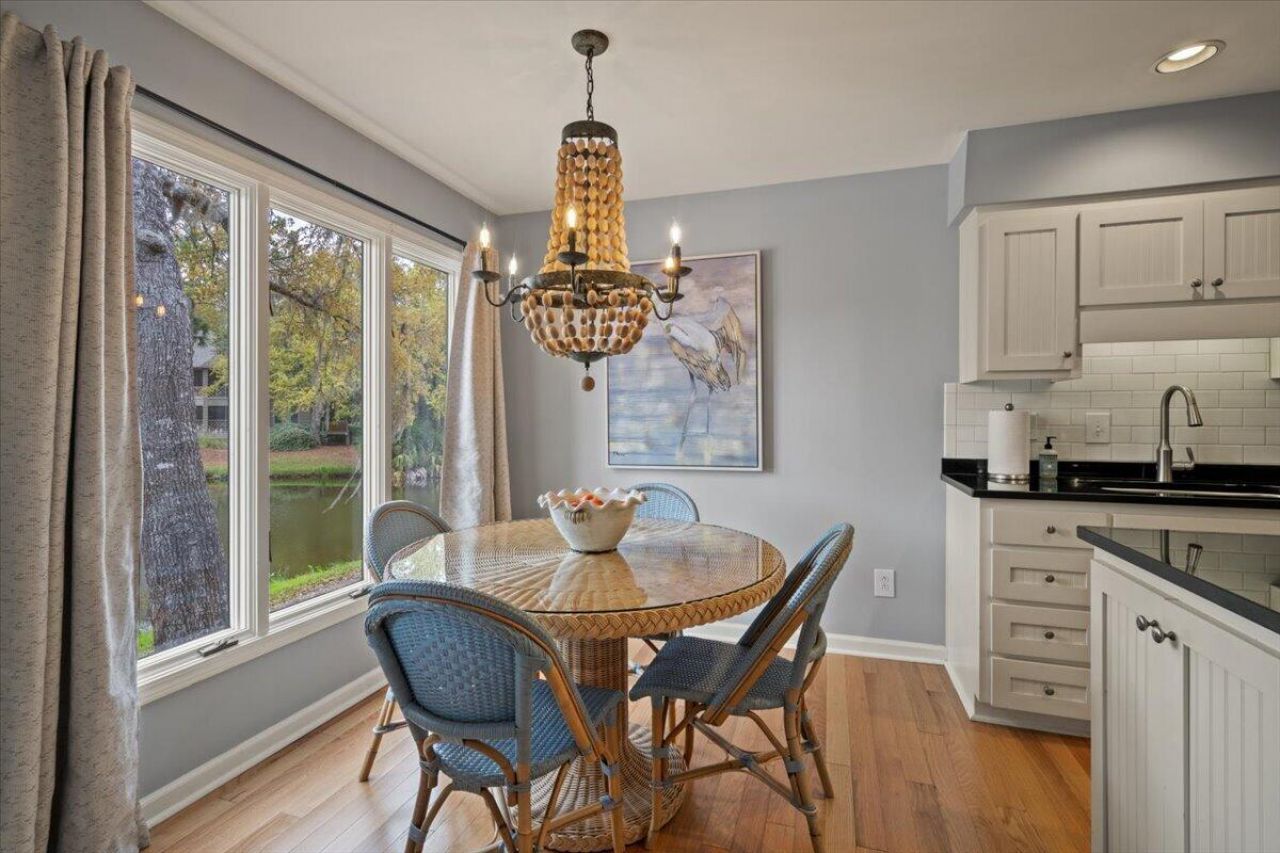 4707 Tennis Club Lane Photo 7