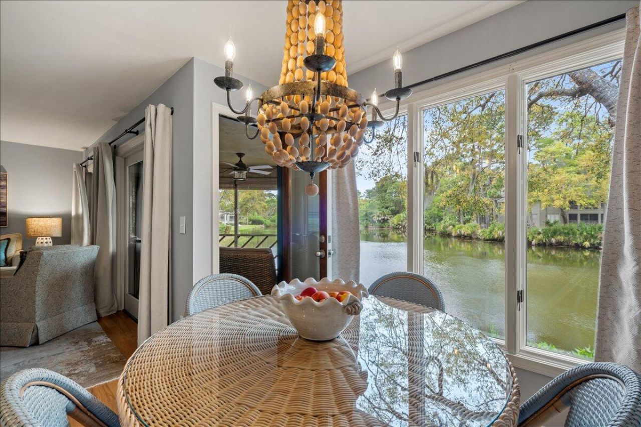 4707 Tennis Club Lane Photo 8