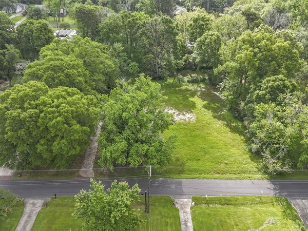 476 Magnolia Wood Ave, Baton Rouge, LA 70810