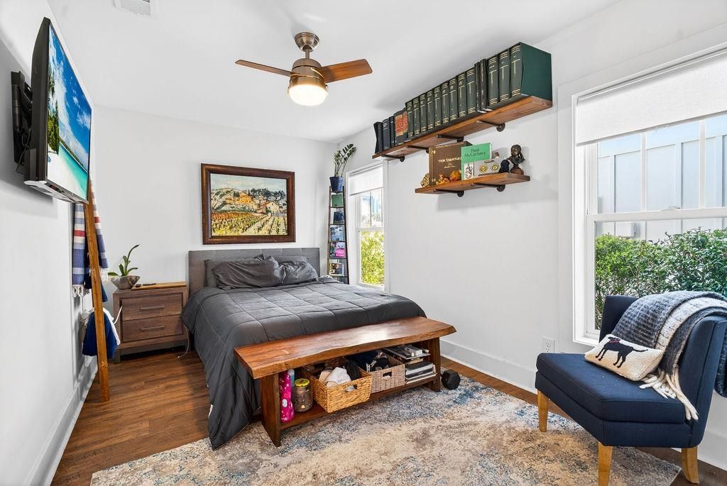 225 Clam Digger Loop Photo 30