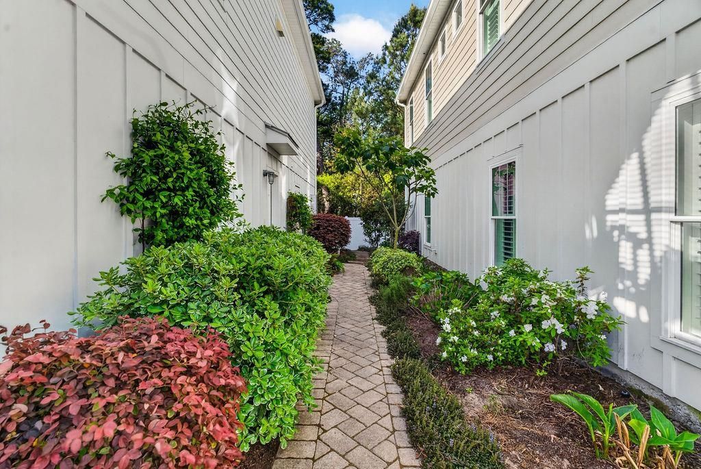 225 Clam Digger Loop Photo 7