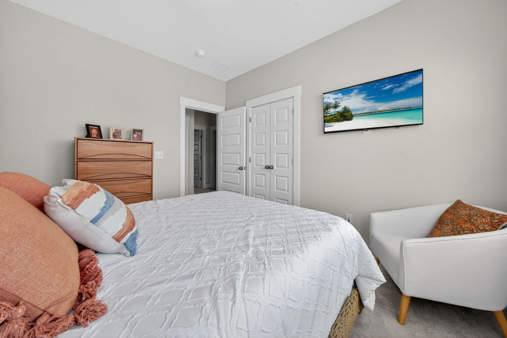 234 Delano Way Photo 32