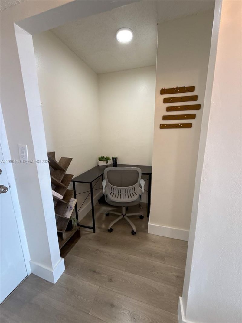 1825 W 44th Pl, Unit 808, Hialeah, FL 33012 Photo