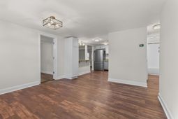 102 Bonneau Street photo 4