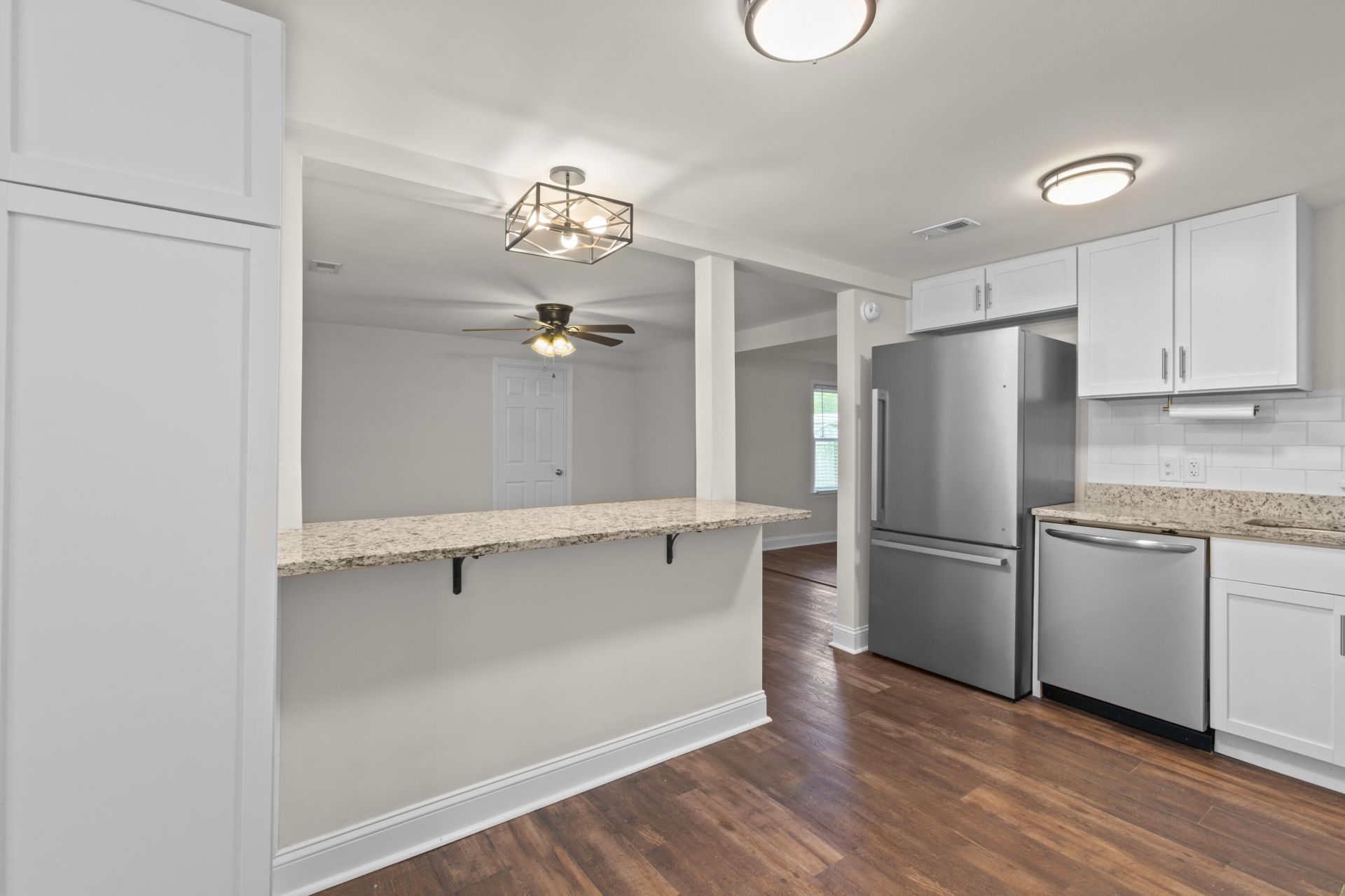 102 Bonneau Street Photo 5