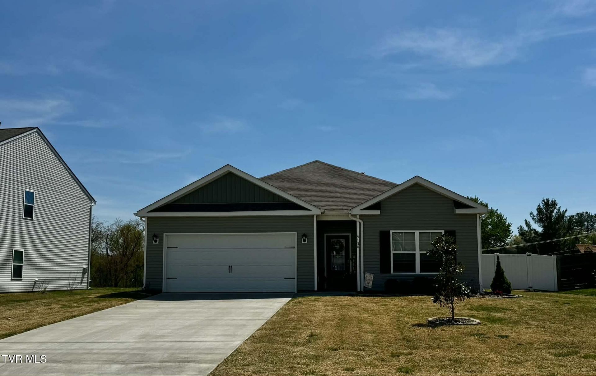5130 Wildlife Circle, Piney Flats, TN 37686 Main Photo