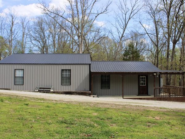 2855 Flat Rock Road , Morgantown, KY 42261