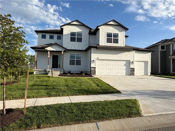 28407 W 161st Street, Gardner, KS 66030
