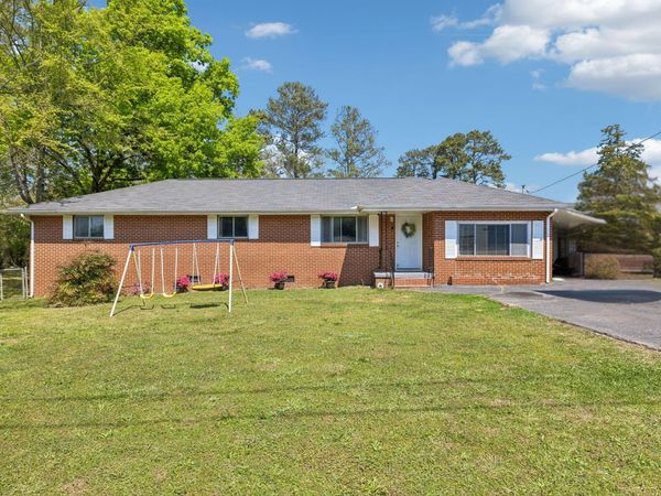 4 Delores Drive, Fort Oglethorpe, GA 30742