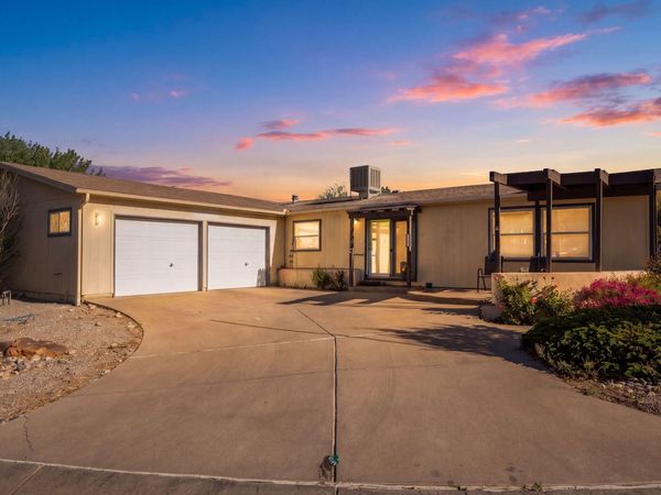 500 Tyler Road NE, Unit 27, Albuquerque, NM 87113