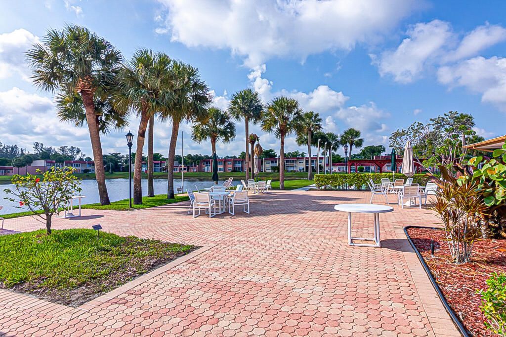 176 Lake Carol Drive, West Palm Beach, FL 33411 Photo