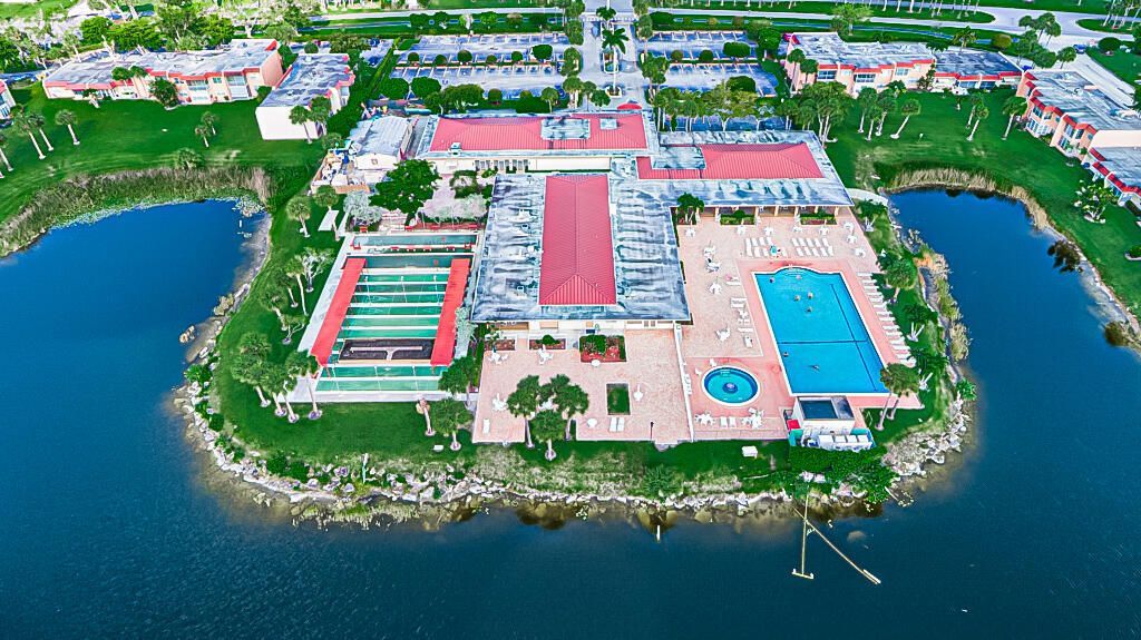 176 Lake Carol Drive, West Palm Beach, FL 33411 Photo