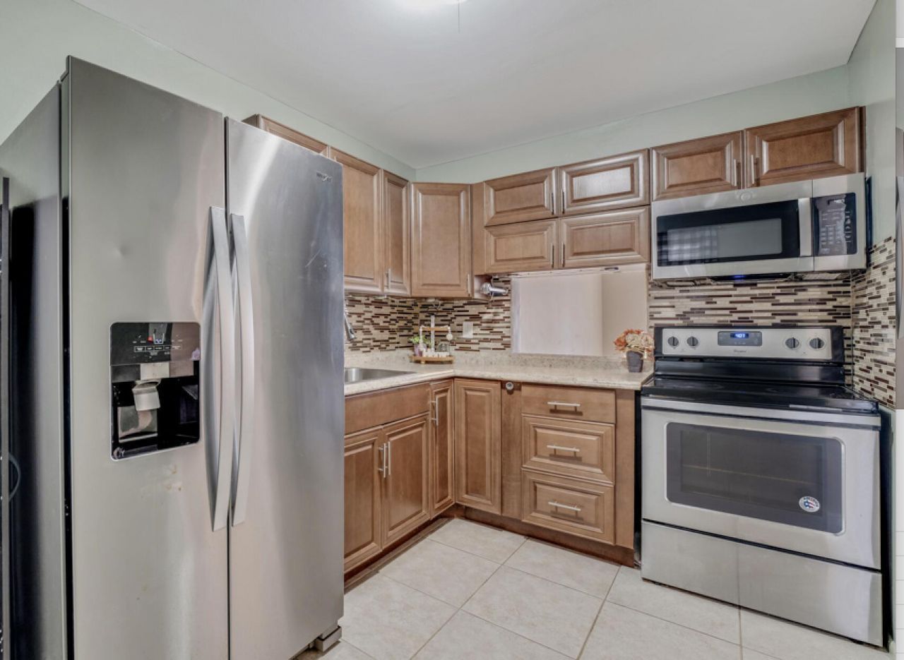 176 Lake Carol Drive, West Palm Beach, FL 33411 Photo