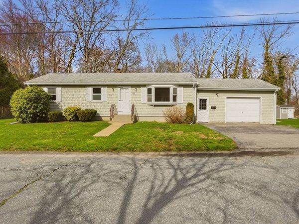 53 Butternut Rd, Somerset, MA 02726