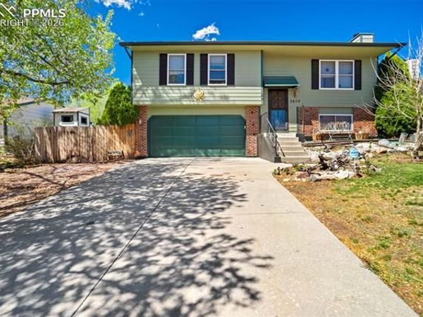 3850 Rosemere Street, Colorado Springs, CO 80906