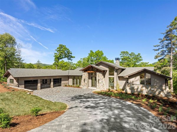 87 Misty Valley Parkway, Arden, NC 28704
