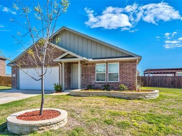 3640 Chestnut Oak Drive, Dallas, TX 75253