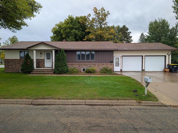 411 6th Avenue SW, Perham, MN 56573