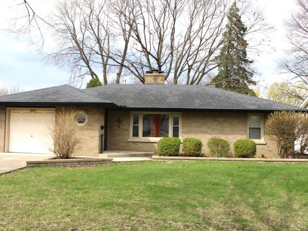 1717 W Acres Road, Joliet, IL 60435