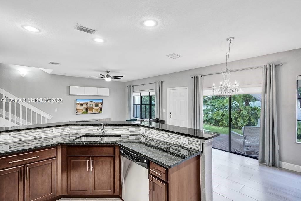 4749 N Grand Cypress Cir N, Coconut Creek, FL 33073 Photo