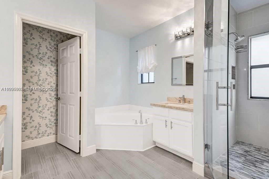 4749 N Grand Cypress Cir N, Coconut Creek, FL 33073 Photo