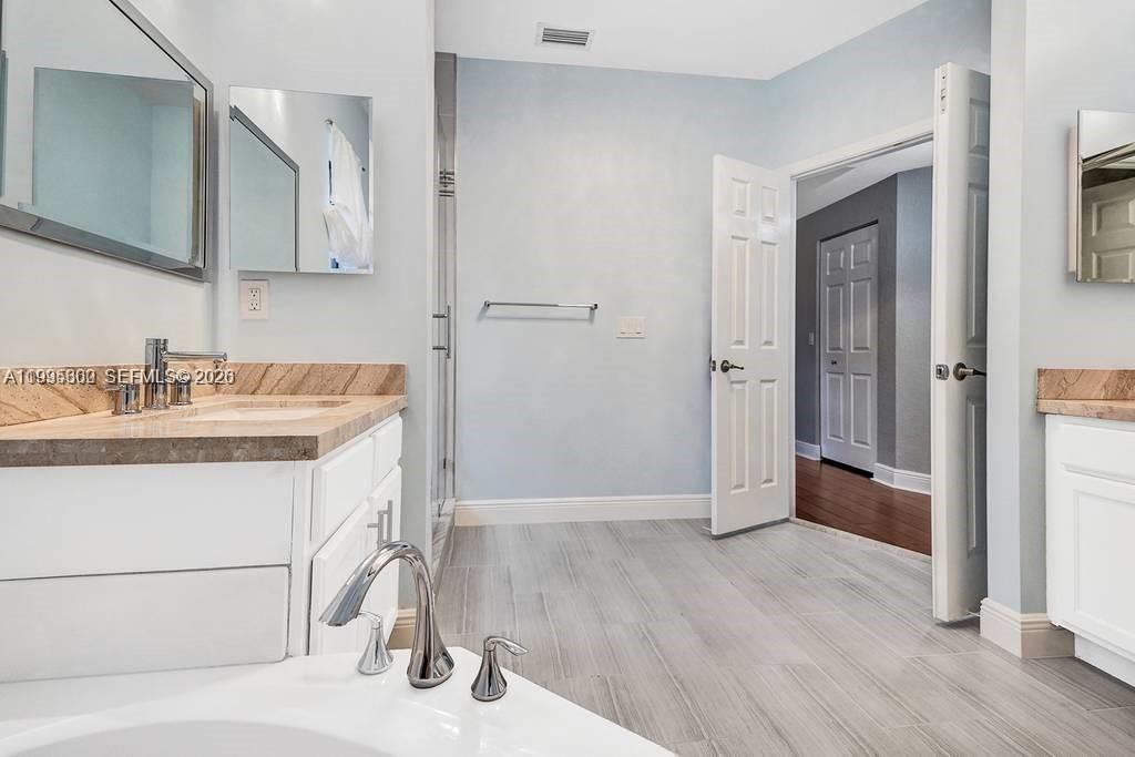 4749 N Grand Cypress Cir N, Coconut Creek, FL 33073 Photo