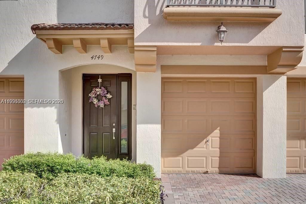 4749 N Grand Cypress Cir N, Coconut Creek, FL 33073 Photo