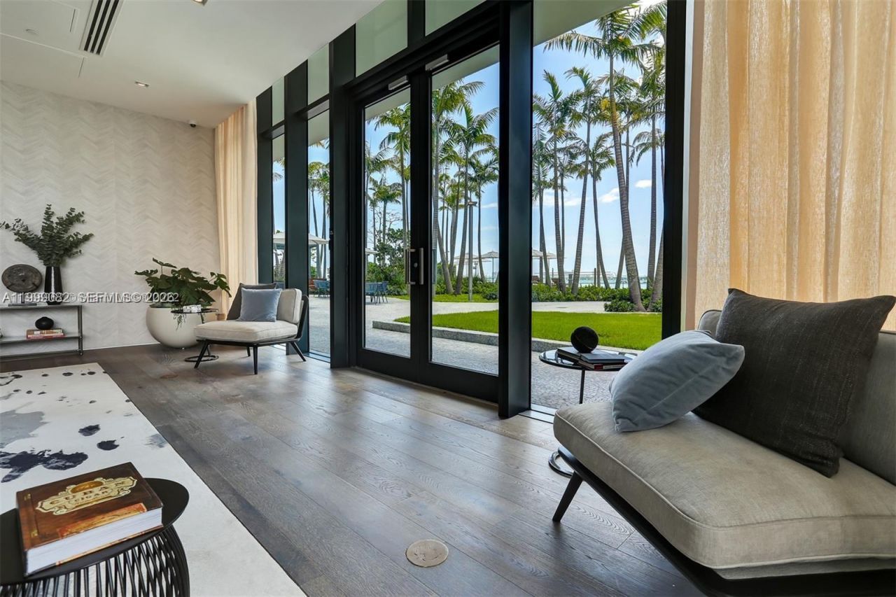 650 NE 32nd St, Unit 2406, Miami, FL 33137 Photo