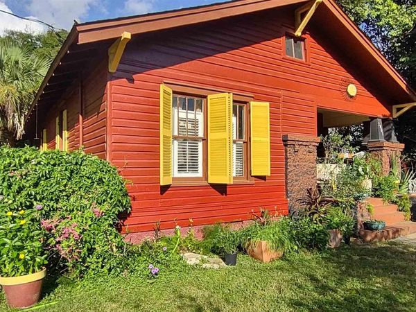 2401 N 17th Ave, Pensacola, FL 32503