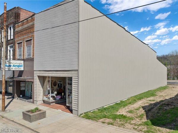 3262 Belmont Street, Bellaire, OH 43906